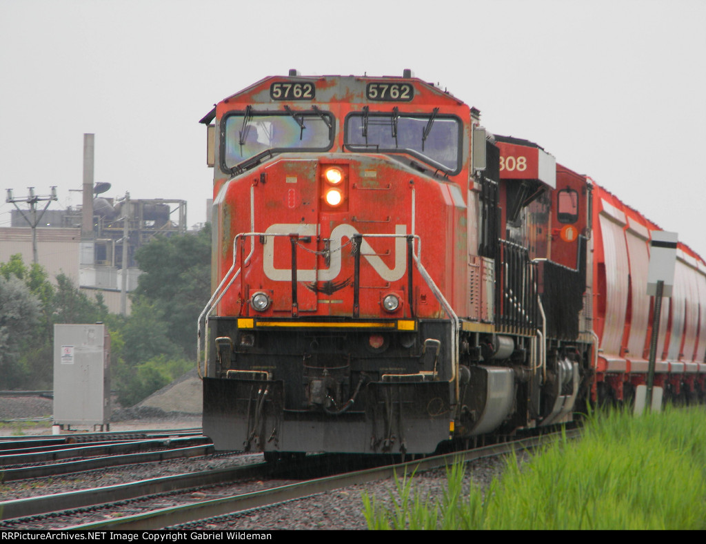 CN 5762 